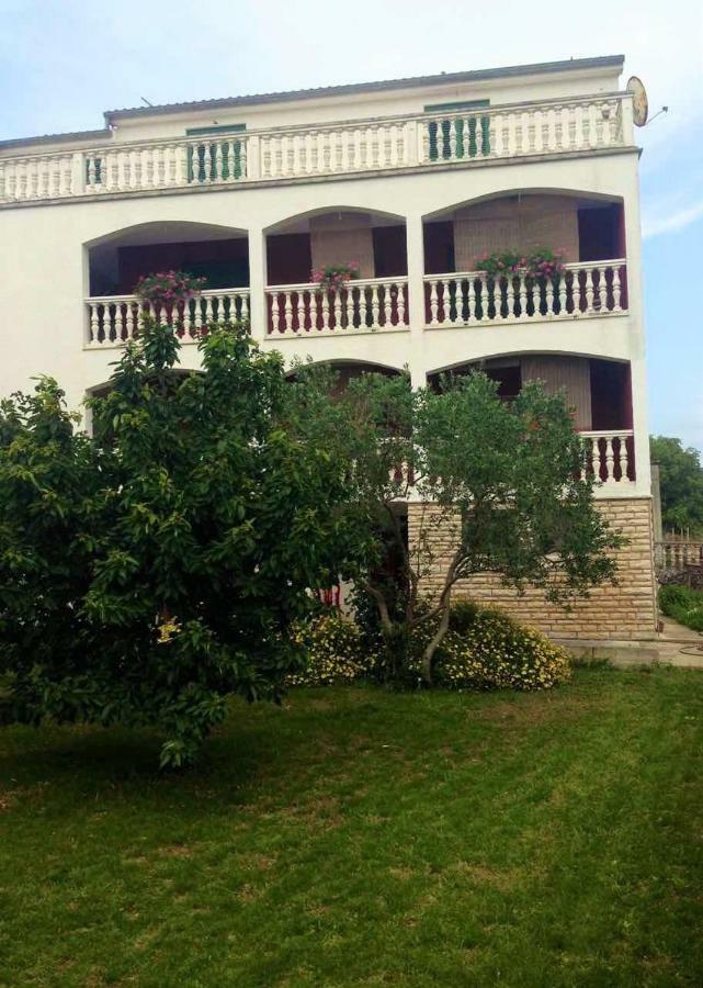 Sara Appartement Bibinje Buitenkant foto