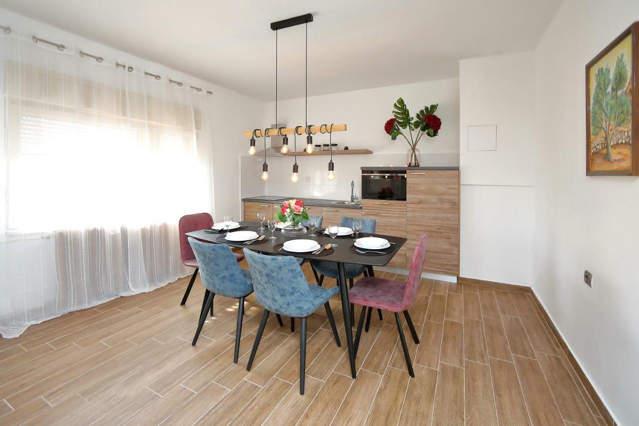 Sara Appartement Bibinje Buitenkant foto