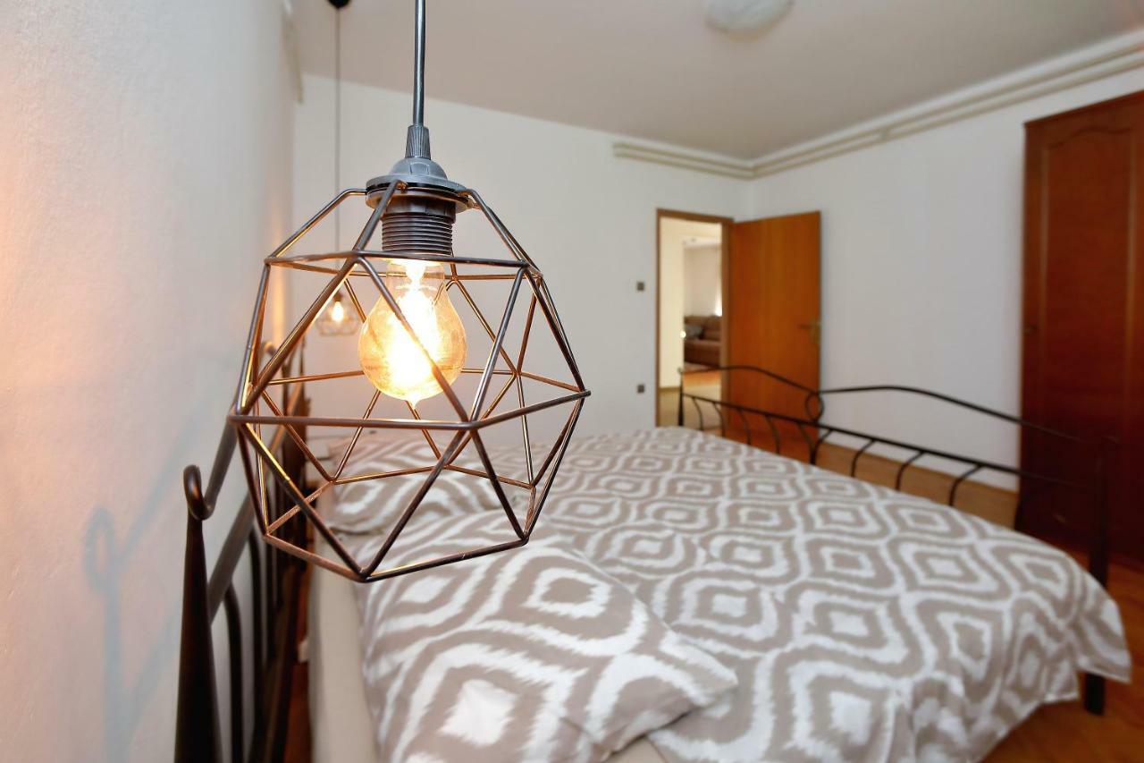 Sara Appartement Bibinje Buitenkant foto